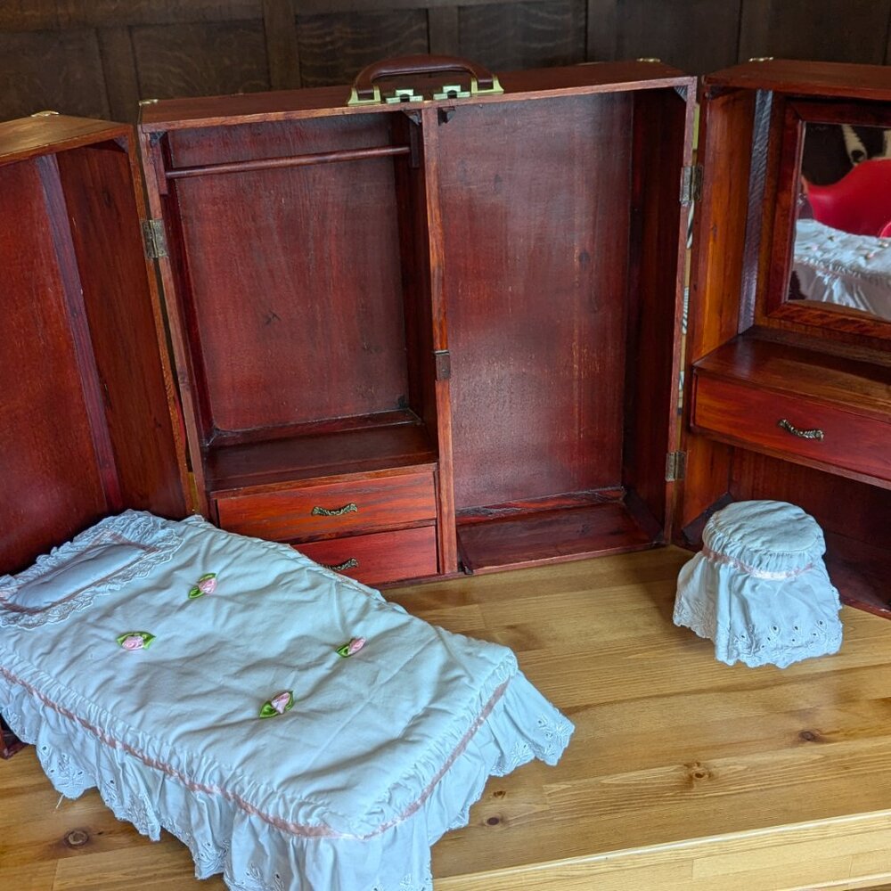 Vintage Wood American Girl-Style Doll House Trunk with Murphy Bed